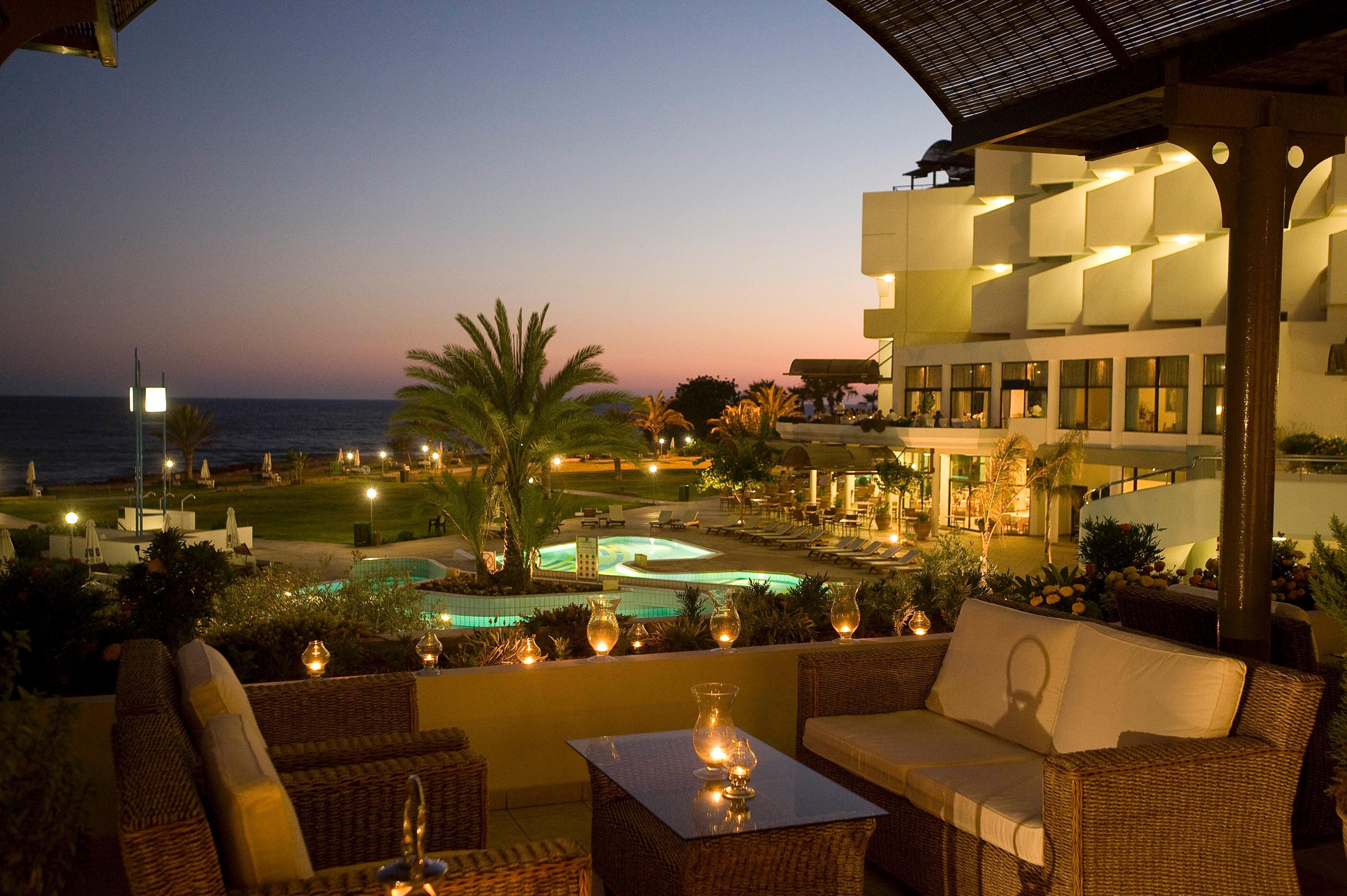 Constantinou Bros Athena Royal Beach Hotel (Adults Only) Paphos Exterior foto